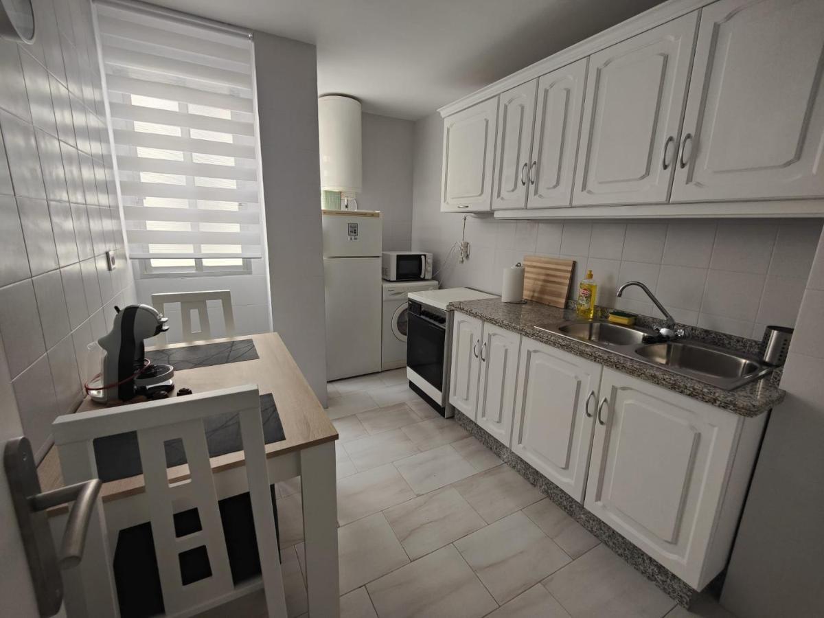 Vivienda En El Centro Historico Con Ascensor Apartment Jaen Luaran gambar