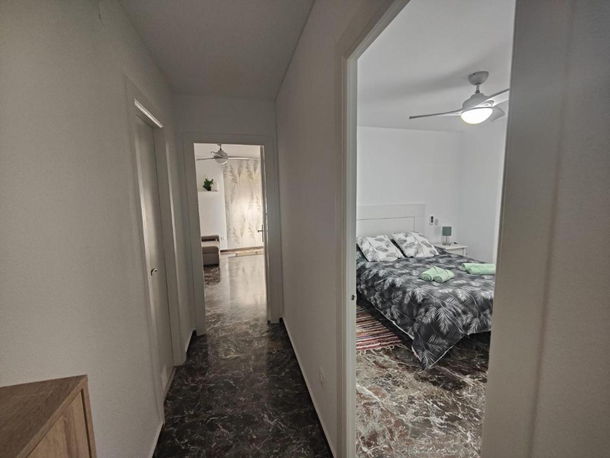 Vivienda En El Centro Historico Con Ascensor Apartment Jaen Luaran gambar